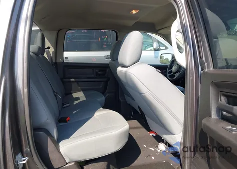 2019 Ram 1500 Classic Tradesman 4X4 5'7 Box z USA, uszkodzony, nr VIN 1C6RR7KTXKS599047